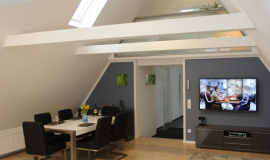 Wohnzimmer mit Essecke